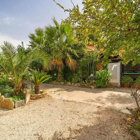 Casa vacanze Lovely In With Wifi *